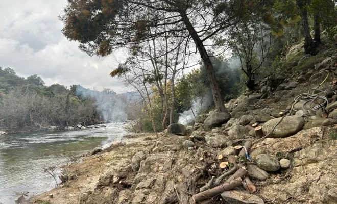 Débroussaillement d’un bord de rivière, Ventiseri, MARE E MACHJA